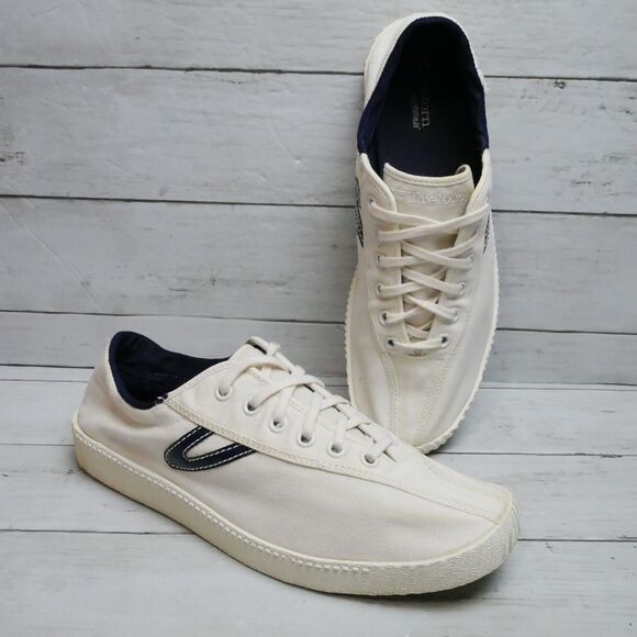 Tretorn Womens Size 10 White Lace Canvas Sneaker READ DESCRIPTION - Picture 1 of 10